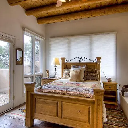 Moonstar Four-Bedroom Holiday Home * Santa Fe