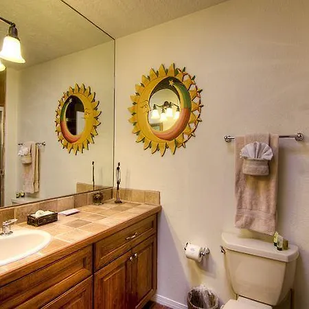 Moonstar Four-Bedroom Holiday Home Holiday home