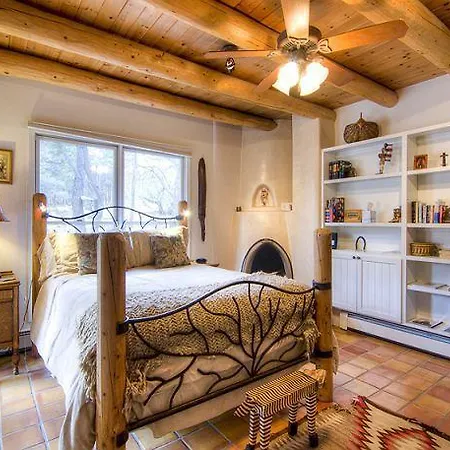 Moonstar Four-Bedroom Holiday Home