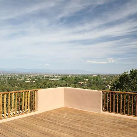 Moonstar Four-Bedroom Holiday Home Holiday home